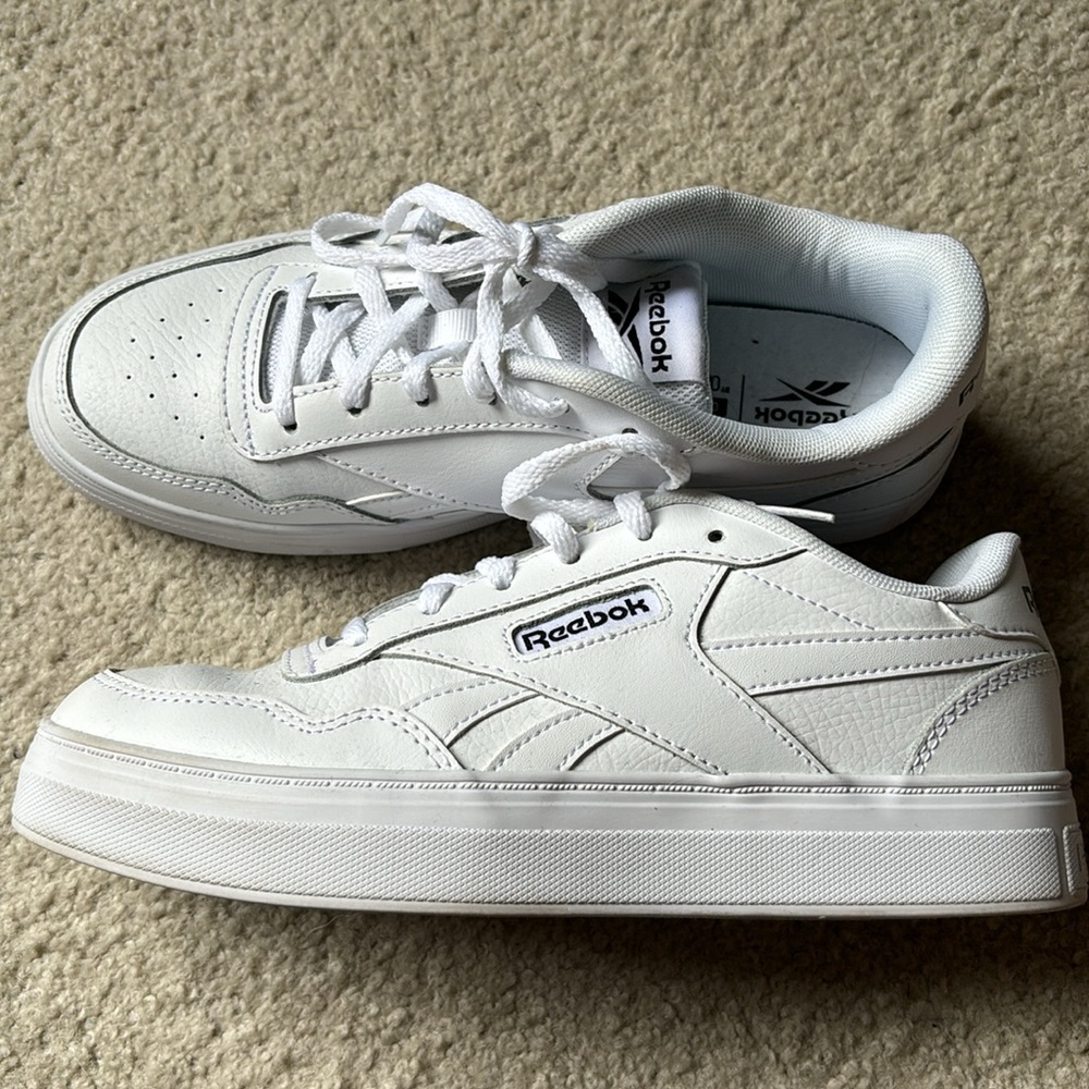 Reebok Court Advance size 7